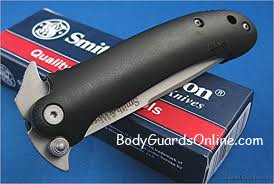 Smith&Wesson HRT Magnesium Folder - нож из серии складной тактический эконом класса