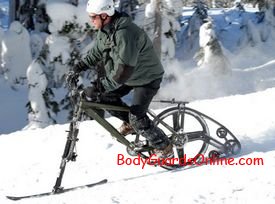 Гусеничный велосипед для зимнего экстрима зимой.