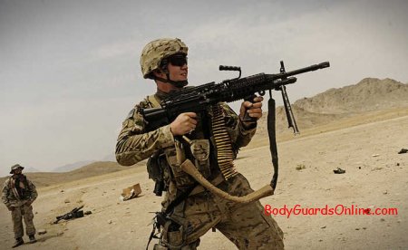 Видео пулеметной очереди из FN Minimi с боекомплектом на 800 патронов 