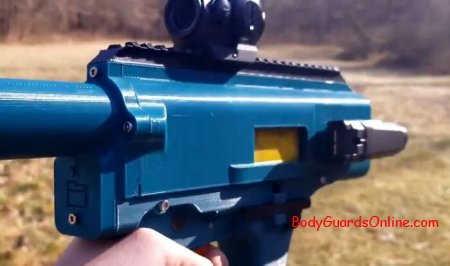 Напечатанный на 3D-принтере УСМ к AR-подобного пистолета-пулемета FGC-9 представлен в действии