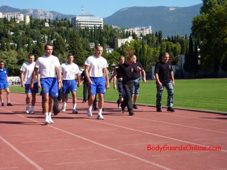 Первый день чемпионат мира по телохранителям Ялта 2011.